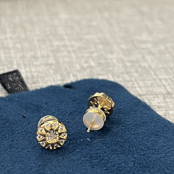 Starburst Stud Earrings - Picture 4 of 5